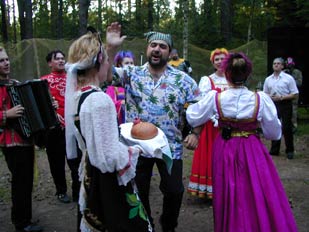 Проведение массового праздника Ивана Купала.